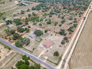 168 Mcconnell Rd, Somerset, TX 78069