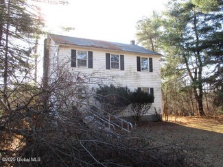 60 Creble Rd, Selkirk, NY 12158