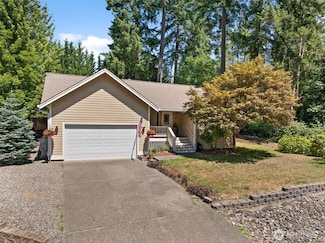 490 E Mountain View Dr, Allyn, WA 98524