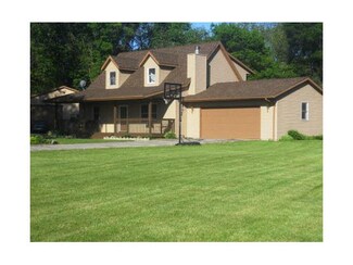 3498 S Farwell Bridge Rd, Pecatonica, IL 61063