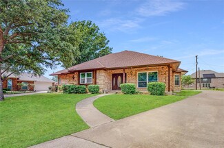 7300 Luther Ct, North Richland Hills, TX 76180