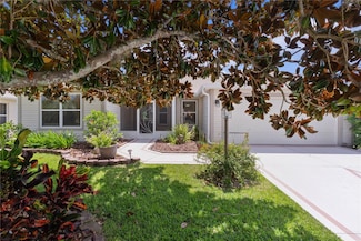 737 Caldwell Ct, The Villages, FL 32162