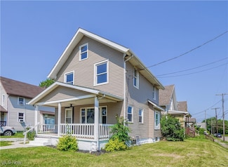 1384 Stark Ave SW, Canton, OH 44706