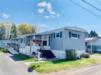 44 Cheyenne Rd, East Hartford, CT 06118
