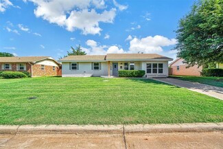 1608 Truman Dr, Altus, OK 73521