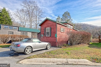 446 River Vista Dr, Dillard, GA 30537