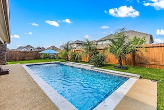 6318 Woodbend Dr, League City, TX 77573