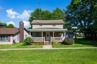 126 N Franklin St, Maple Rapids, MI 48853