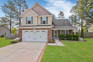 658 Valley Oak Dr, Bunnlevel, NC 28323