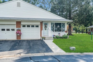 73B Bellhaven Ct, Whiting, NJ 08759
