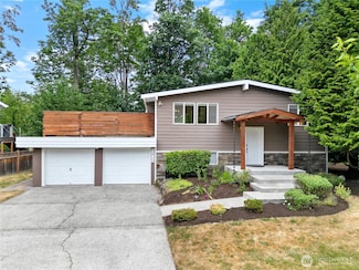 12712 NE 157th St, Woodinville, WA 98072