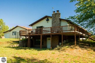 5703 Woodman Rd SW, South Boardman, MI 49680