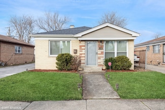 736 E 155th Place, Phoenix, IL 60426