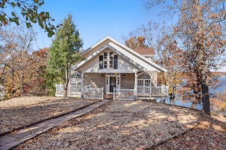 21 Jonathan Ct, Lake Ozark, MO 65049