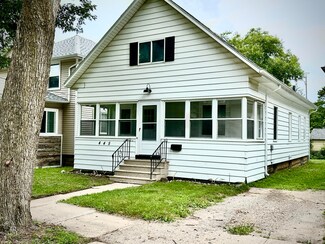 445 N Pleasant St, Jackson, MI 49202