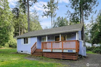 12802 Silver Dr, Anderson Island, WA 98303