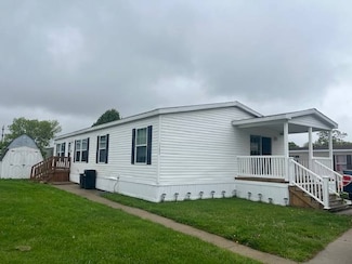 71692 Juliet Ct, Bruce Township, MI 48065