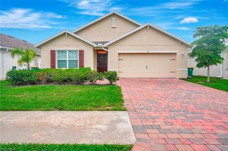 732 Hadley St W, Naples, FL 34104