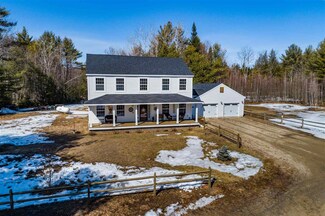 56 Union Wharf Rd, Tuftonboro, NH 03816