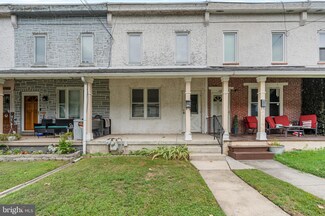 433 Iroquois St, Essington, PA 19029