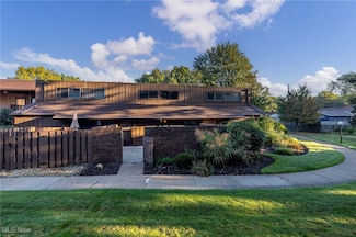 33803 Electric Blvd Unit H17, Avon Lake, OH 44012