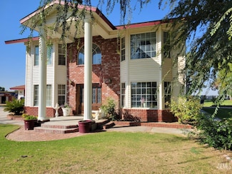 6041 Porterfield Ave, Bakersfield, CA 93307