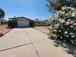 11015 Oakwood Ave, Hesperia, CA 92345
