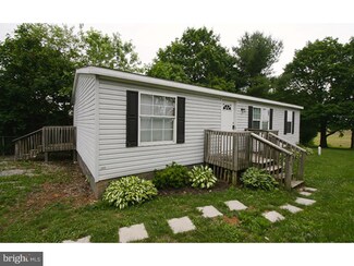 76 Foch St, Kutztown, PA 19530