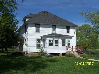 7725 N Crestview Rd, Stillman Valley, IL 61084