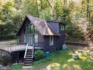 1597 Deer Rapids Rd, Strasburg, VA 22657