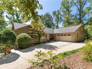 213 Shipmaster Dr, Salem, SC 29676