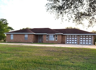 4828 S State Highway 71, El Campo, TX 77437