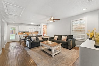 3123 Arizona Ave, Dallas, TX 75216