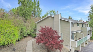 90 NW Thomas St Unit B, Pullman, WA 99163