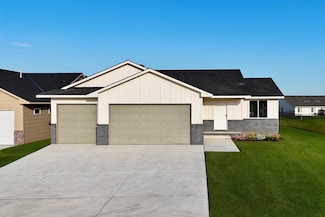 5518 N Saint Paul Ct, Wichita, KS 67204