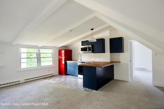 25 Columbia Turnpike Unit 3, Hudson, NY 12534