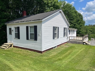 406 Cushman Rd, Winslow, ME 04901