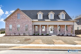 2107 Forest Gate SW, Huntsville, AL 35802