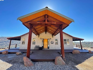 2280 Roan Rd, Angels Camp, CA 95222