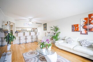 165 Cottage St Unit 608, Chelsea, MA 02150