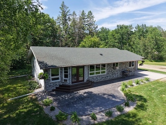 22701 State Highway 89, Roseau, MN 56751