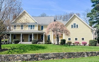 11 Davis Brook Dr, Natick, MA 01760