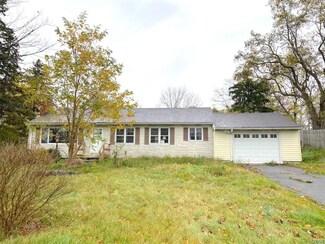 53 Elbridge St, Jordan, NY 13080