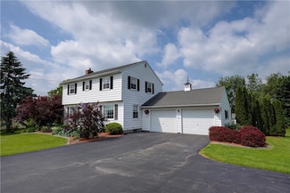 921 Wayneport Rd, MacEdon, NY 14502