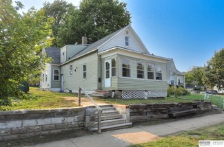1720 N 33rd St, Omaha, NE 68111