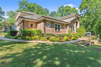5816 Chamblee Dunwoody Rd, Atlanta, GA 30338