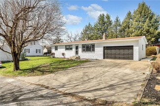 124 E Hillcrest Dr, Wellsburg, WV 26070