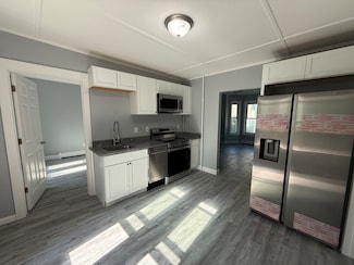 76 Division St Unit 1, North Attleboro, MA 02760