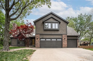 1228 S Lindenwood Dr, Olathe, KS 66062