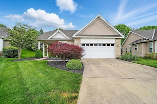 1152 Meadow Vista Dr, Maineville, OH 45039